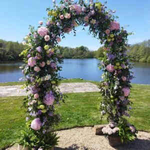 Arche en fleurs naturelles